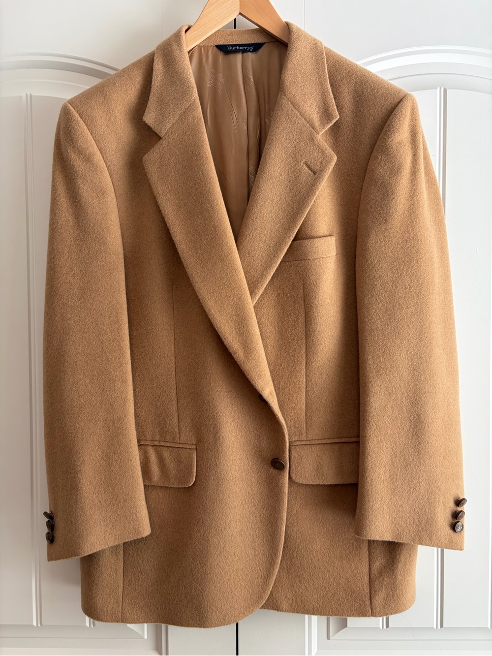 Burberrys Vintage Sport Coat Mens Size 44R Tan 100% Camel Hair Union Made Blazer